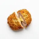 Cordon bleu aus Schweinsplätzli, gebraten