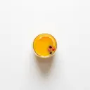 Fruchtsaftgetränk mit Süßungsmitteln, angereichert mit Vitaminen