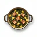 Grünkohl-Eintopf mit Kartoffeln und Schweinebauch