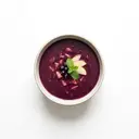 Holundersuppe mit Apfel, gebunden mit Stärke