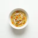 Hühnerbrühe mit Eierteigwaren