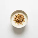 Joghurt fettarm, mind. 1,5 % bis max. 1,8 % Fett, mit Frucht-Getreidezubereitung, gesüßt