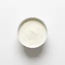 Joghurt fettarm, mind. 1,5 % bis max. 1,8 % Fett, mit Magermilchpulverzusatz