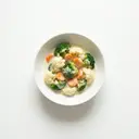 Kaisergemüse gedünstet, in Grundsauce hell/weiß mit Sahne