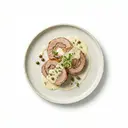 Kalbsrollbraten mit Weißwein-Sahnesauce von dunkler/brauner Grundsauce