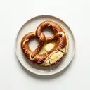 Laugenbrezel mit Butter