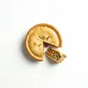 Pie (Mürbeteig) gefüllt mit Gemüse und Schweinehackfleisch, gebacken