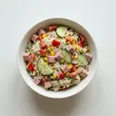 Reissalat mit Gemüse, Kochschinken und Essigmarinade