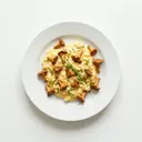 Rührei gebraten mit Pfifferlingen