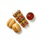 Schaschlik mit Brötchen und Tomatenketchup