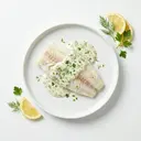Seelachsfilet gedämpft, mit Kräutersauce von heller/weißer Grundsauce