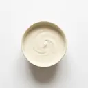 Soja-Joghurtalternative gesüßt, aromatisiert