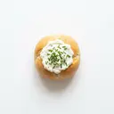 Weizenbrötchen mit Quark