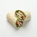 Wrap gefüllt mit Salat und gebratenem Hähnchenbrustfilet