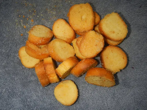 Foto von Filipinischer Biscocho aus Iloilo – fertig angerichtet