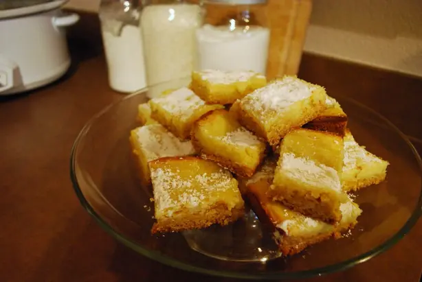 Foto von Amerikanischer Butterkuchen klassisch – fertig angerichtet