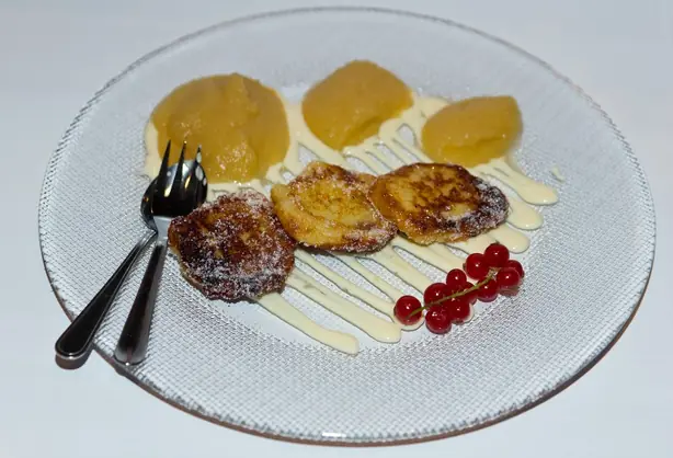 Foto von Sächsische Quarkkäulchen klassisch – fertig angerichtet