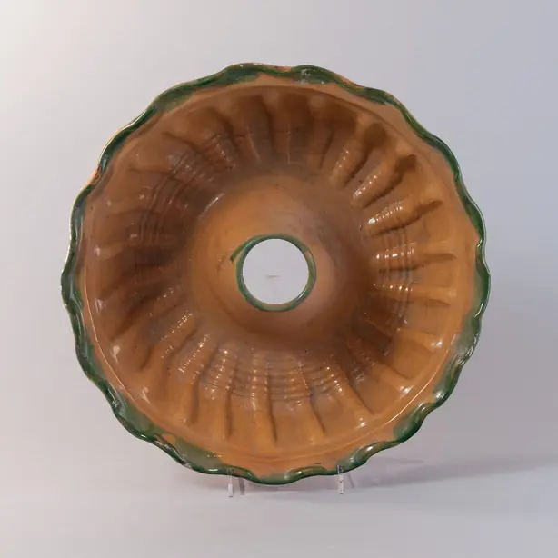 Foto von Marmorierter Mini-Bundt-Cake – fertig angerichtet