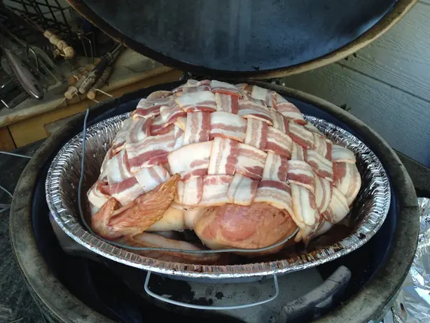 Foto von Baconator-Burger amerikanisch – fertig angerichtet