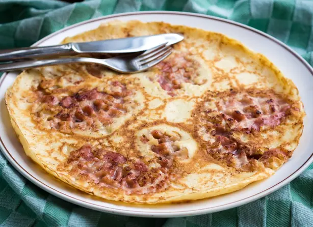 Foto von Holländische Pannenkoeken Klassisch – fertig angerichtet