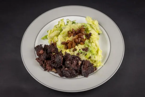 Foto von Rheinische Flönz hausgemacht – fertig angerichtet