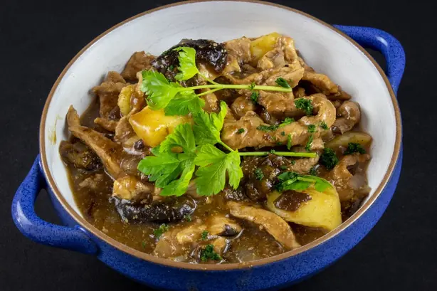 Foto von Westfälisches Blutgemüse klassisch (2) – fertig angerichtet