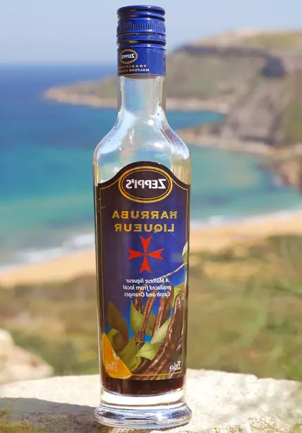 Foto von Palästinensischer Kharoub Saft – fertig angerichtet