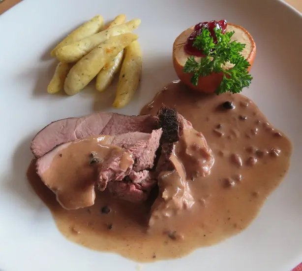 Foto von Klassische Kartoffel-Schupfnudeln – fertig angerichtet