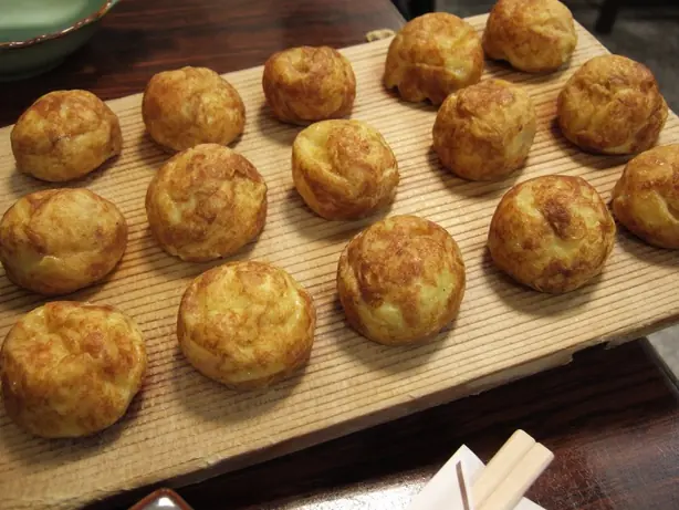Akashiyaki Tamagoyaki – Foto: Midori (CC BY-SA 3.0)