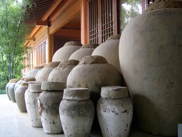 Foto von Buddha springt über die Mauer – fertig angerichtet