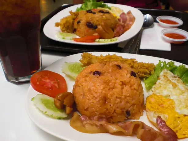 Foto von American Fried Rice – fertig angerichtet