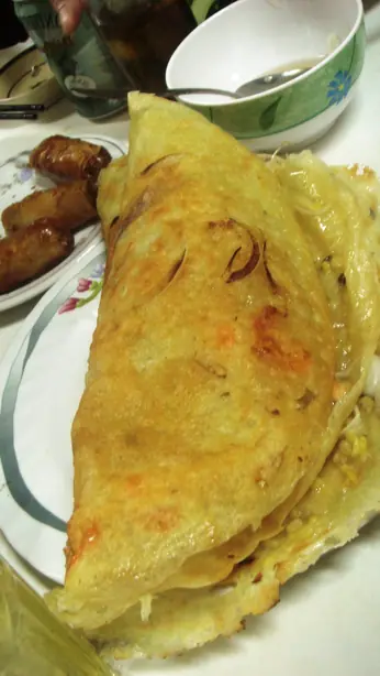 Foto von Vietnamesische Banh Bot Loc – Dampfgebackene Tapioka-Taschen – fertig angerichtet