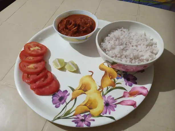 Foto von Goanisches Garnelen-Balchão scharf – fertig angerichtet