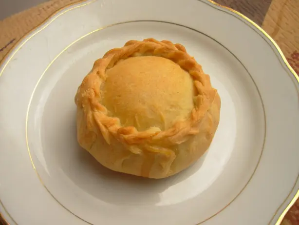 Foto von Bashkirisches Qazı mit Qurut – fertig angerichtet