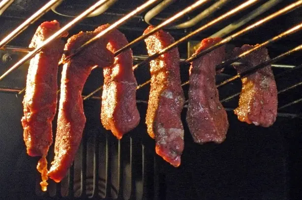Foto von Südafrikanisches Biltong klassisch – fertig angerichtet