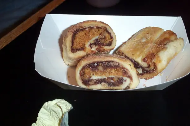Blackberry Rugelach – Foto: Photo courtesy of Stu Spivack (CC BY-SA 2.0)