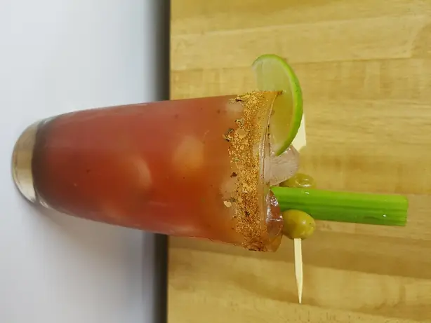 Foto von Kanadischer Caesar Cocktail – fertig angerichtet