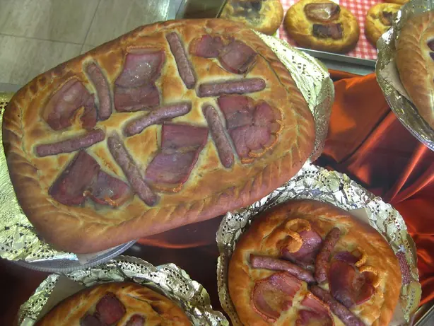 Foto von Kolumbianische Mais-Bollos mit Käse – fertig angerichtet