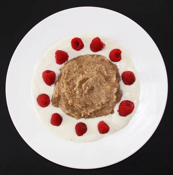 Foto von Schwarzer Brei – Swabischer Brenntar – fertig angerichtet