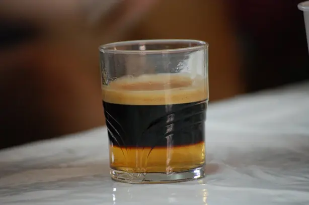 Foto von Spanischer Carajillo Klassisch – fertig angerichtet