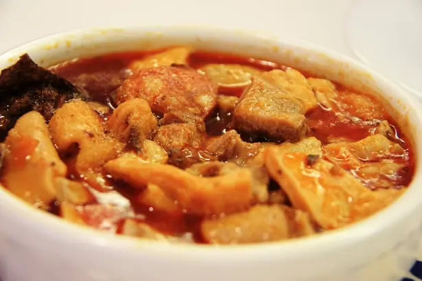 Foto von Madrider Kutteleintopf Callos – fertig angerichtet