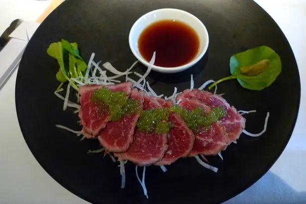 Foto von Japanische Ponzu-Sauce klassisch – fertig angerichtet