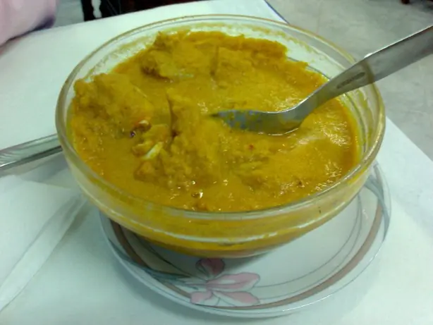 Foto von Südindisches Krabbencurry mit Kokos – fertig angerichtet