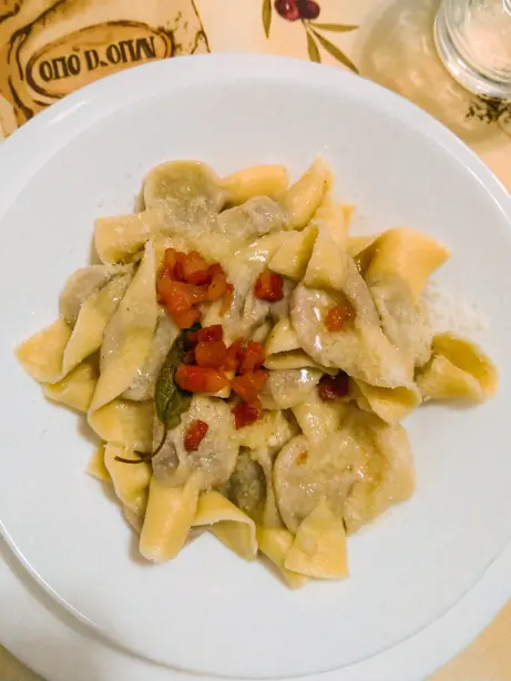 Foto von Casoncelli alla Bergamasca – fertig angerichtet