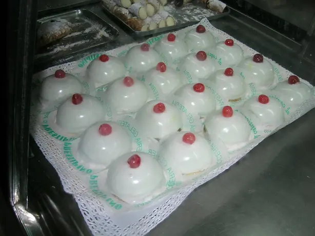 Foto von Sizilianische Minne di Sant'Agata – fertig angerichtet