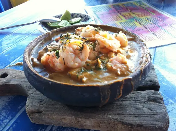 Foto von Chilenische Cazuela de Ave – fertig angerichtet