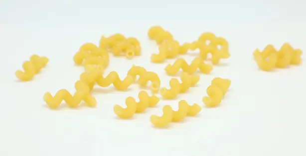 Foto von Römische Cavatappi all'Amatriciana – fertig angerichtet