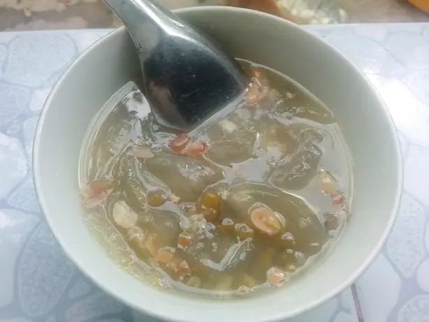 Chè đậu xanh nha đam – Foto: Baoothersks (CC BY-SA 4.0)