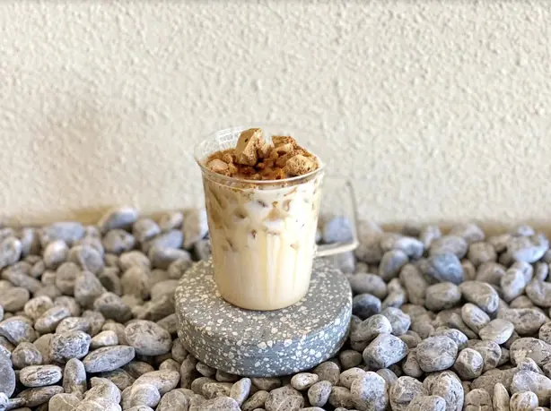 Foto von Koreanisches Dalgona Bonbon – fertig angerichtet