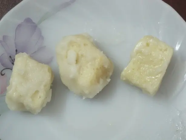 Foto von Bengalisches Chhanamukhi Konfekt – fertig angerichtet